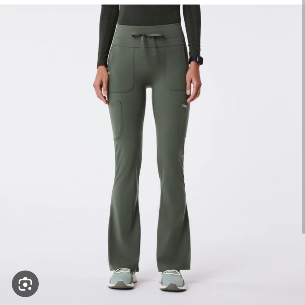 Figs Seville Flared Scrub Leggings